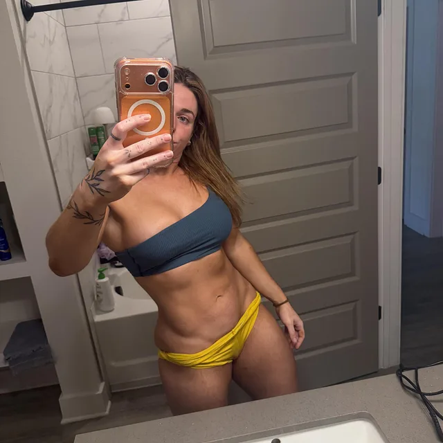 Core Meant To Be Glazed preview image for OnlyFans @maddieesx on Babe Plug