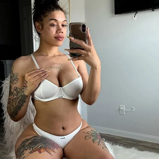 Tell me you’d ruin me preview image for @themissgorgeouss on Babe Plug