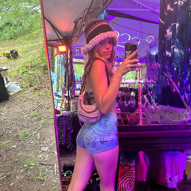 got this hat of a girl who was wearing it herself lol she was so sweet made my for OnlyFans @heav3nkissed on Babe Plug