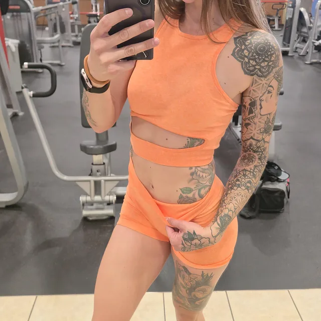 Accidentally dressed like an orange creamsicle preview image for @inkedabby on Babe Plug