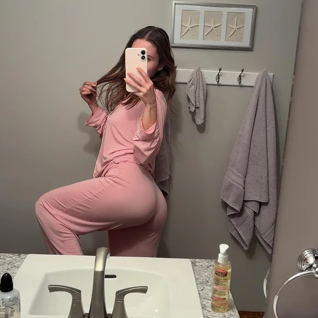 still feel sexy in my pjs preview image for OnlyFans @ashlyyybaby on Babe Plug