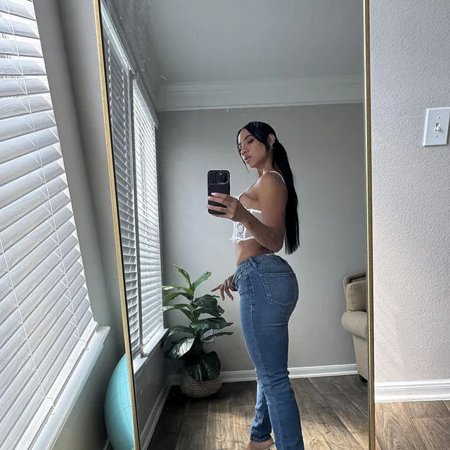 Hey papi preview image for OnlyFans @briannass on Babe Plug