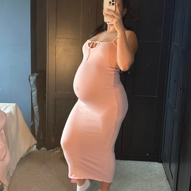 Which colour dress suits me the best preview image for OnlyFans @lolaandlover on Babe Plug