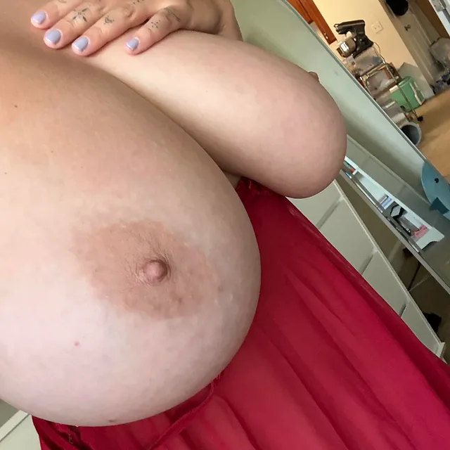 Today didn't go the way I hoped, and I'll be honest... it's left me feeling for @yourmilfcara on Babe Plug